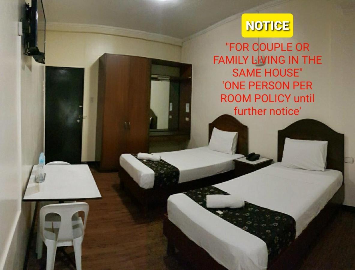 Grand Traveler Suite Inc Makati City Exterior foto